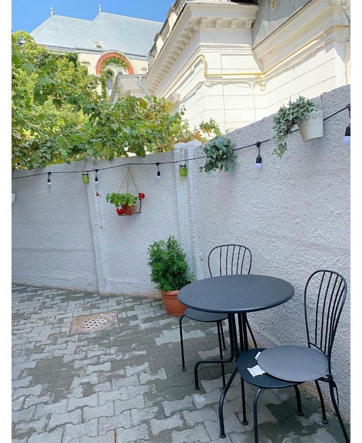 Maison 33 Bukarest Kültér fotó